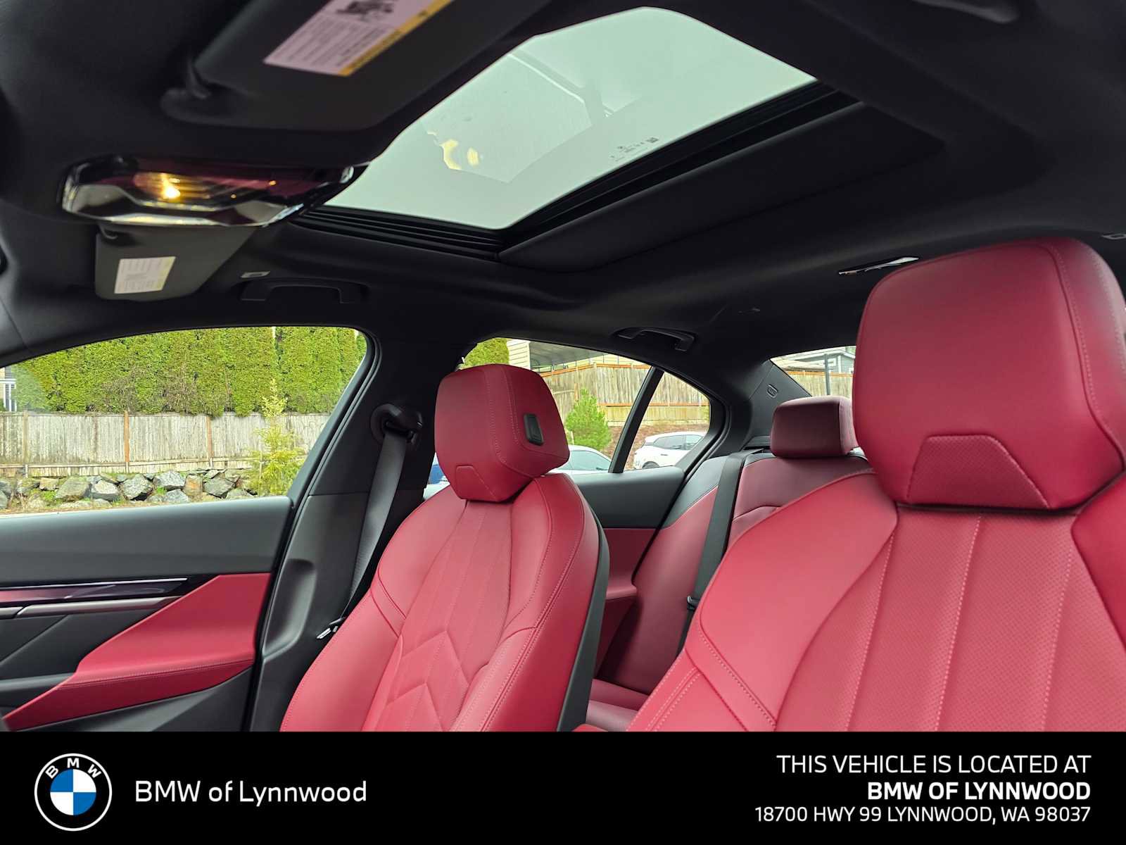 New 2026 BMW i5 eDrive40 w/ M Sport Package AWD/4WD image 21