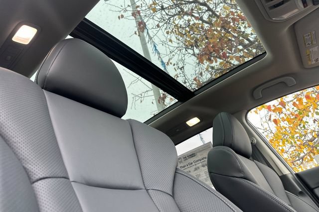 New 2026 Subaru Ascent Limited AWD/4WD image 15