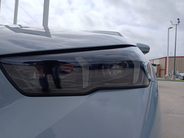 New 2027 BMW 550e xDrive w/ Executive Package AWD/4WD image 4