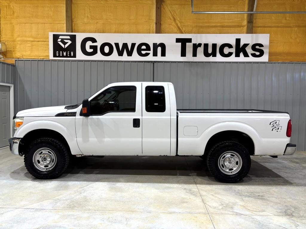 Used 2016 Ford F250 XL w/ Power Equipment Group image 2