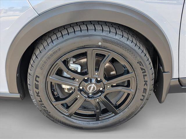 Used 2023 Nissan Kicks SR FWD image 29