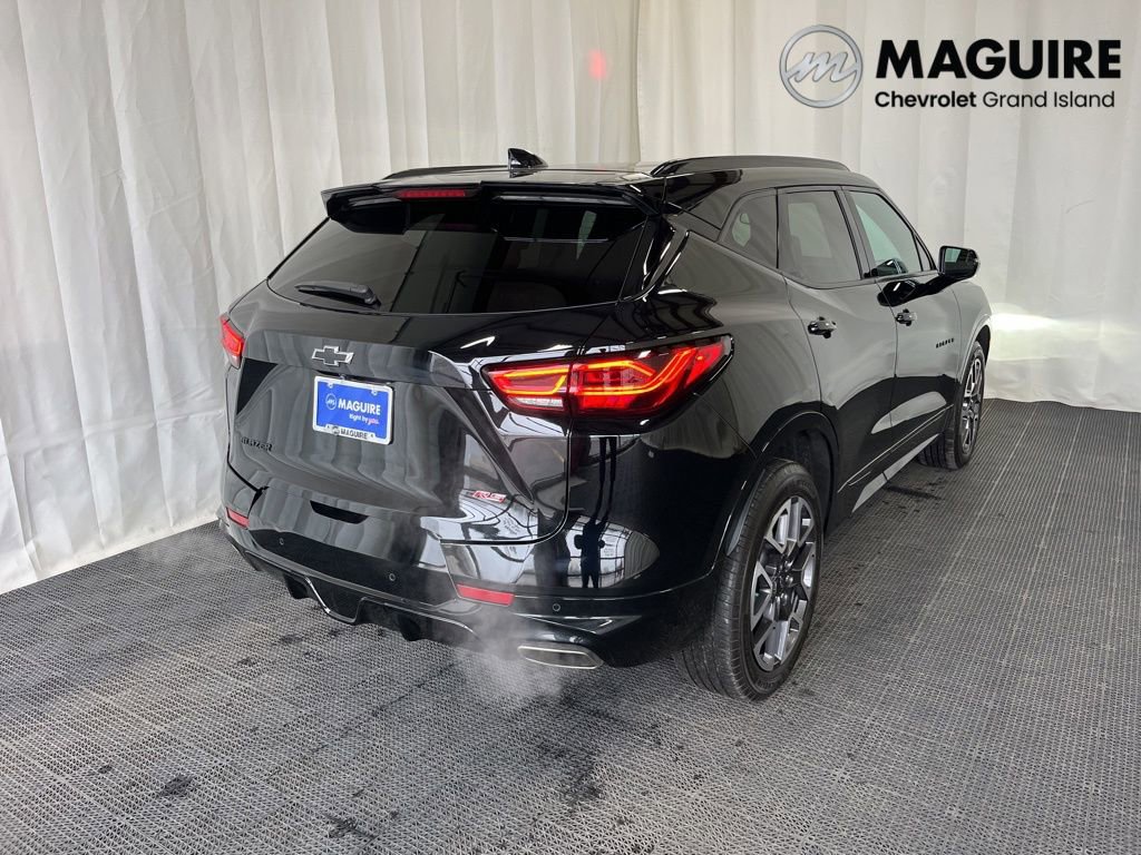 Used 2024 Chevrolet Blazer RS w/ LPO, Floor Liner Package FWD image 28