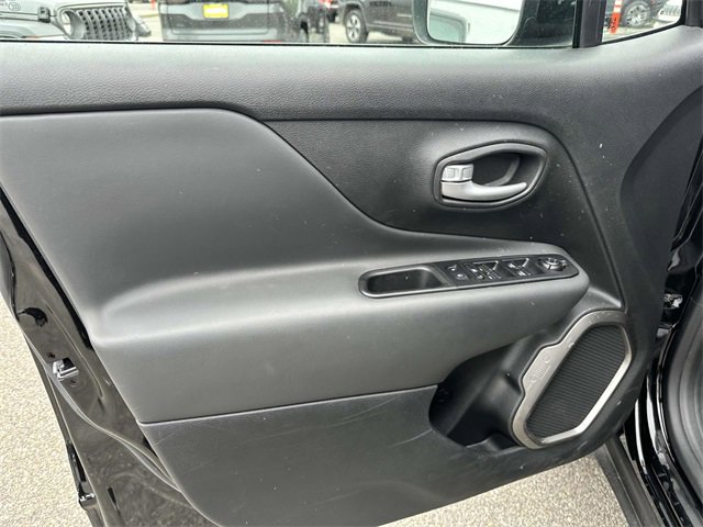 Used 2023 Jeep Renegade Limited w/ Sun/Sound Group image 11