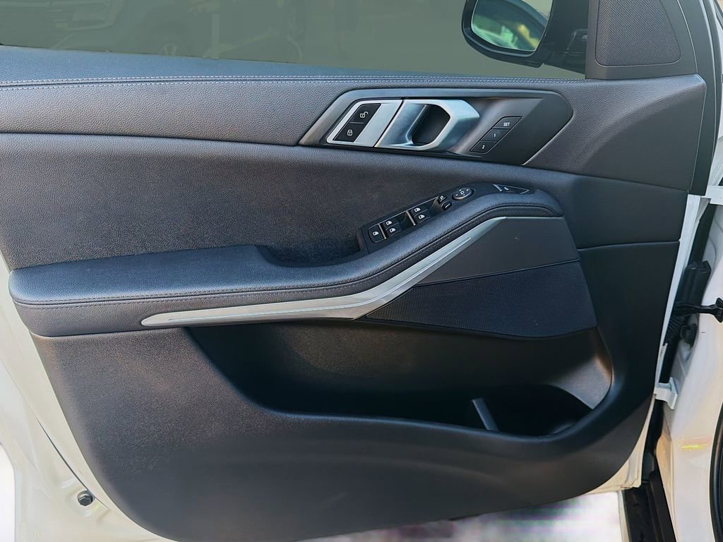 Used 2022 BMW X5 sDrive40i image 22