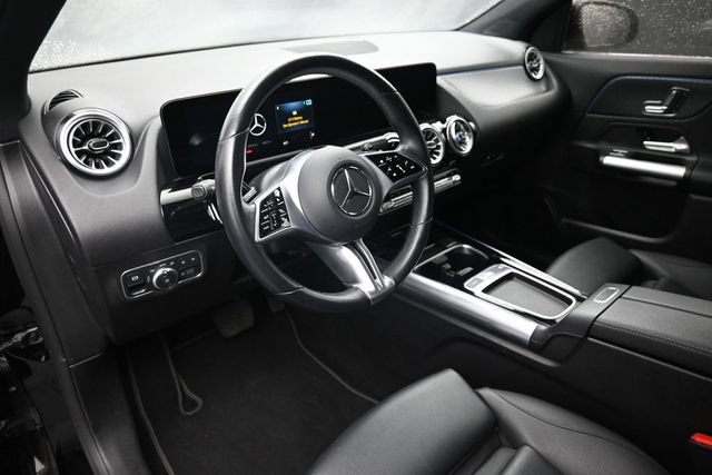Used 2025 Mercedes-Benz GLA 250 4MATIC image 13