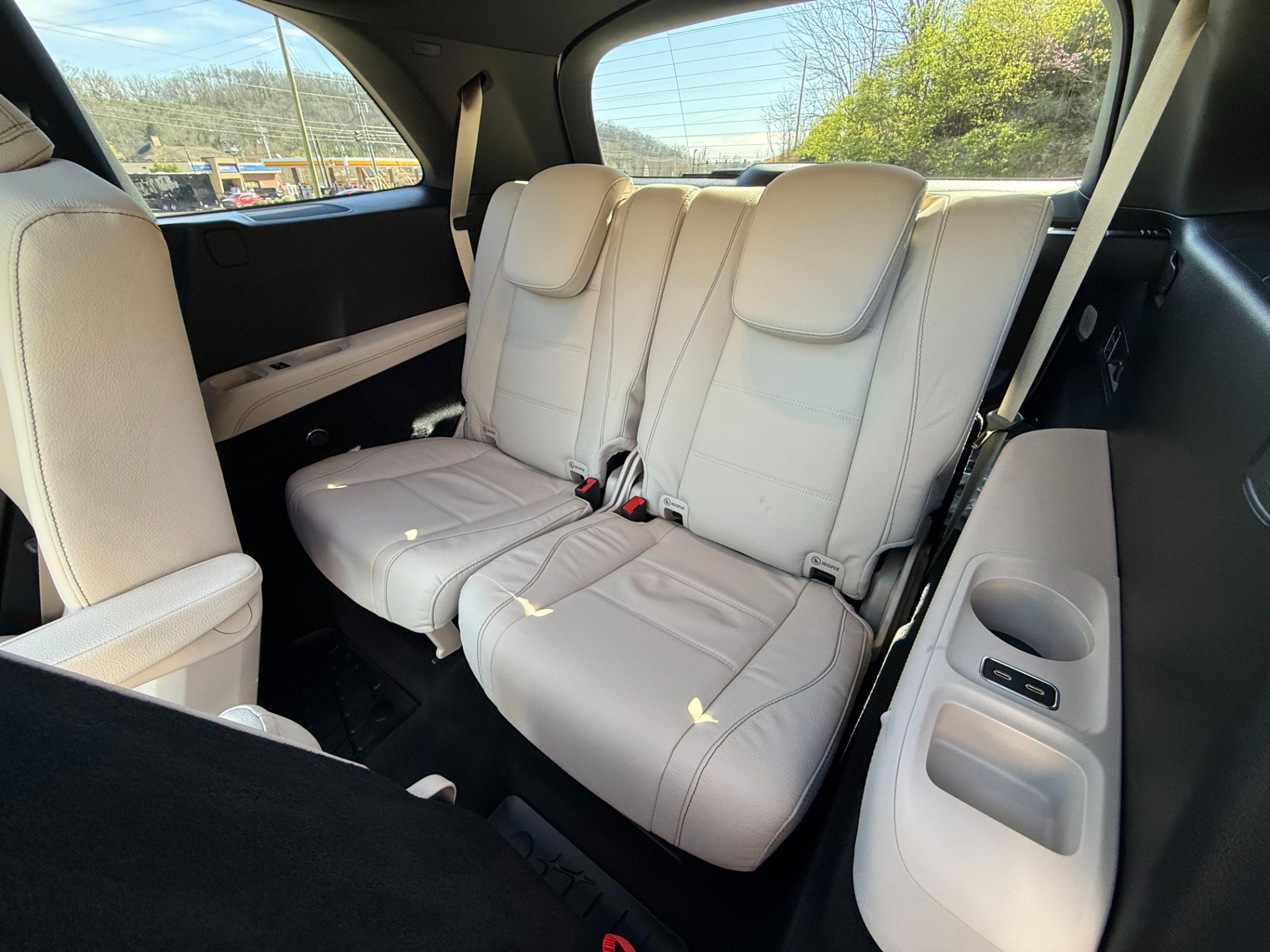 Used 2025 Mercedes-Benz GLS 450 4MATIC image 32
