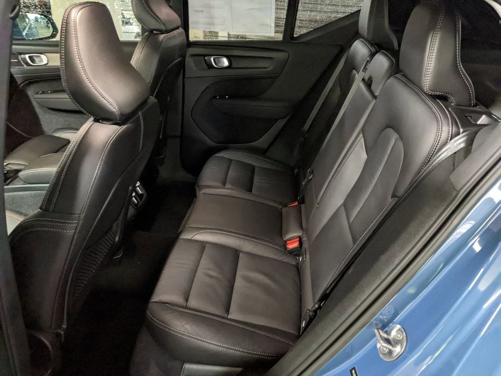 Certified 2023 Volvo XC40 B5 Ultimate w/ Protection Package Premier AWD/4WD image 23