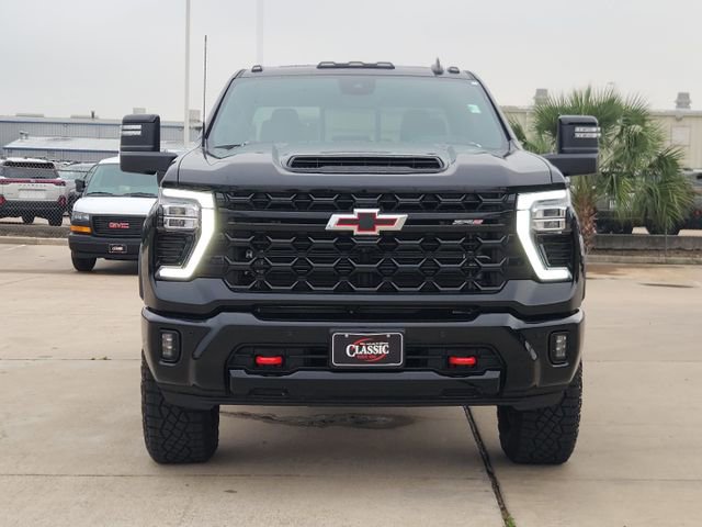 Used 2026 Chevrolet Silverado 2500 ZR2 AWD/4WD video 2