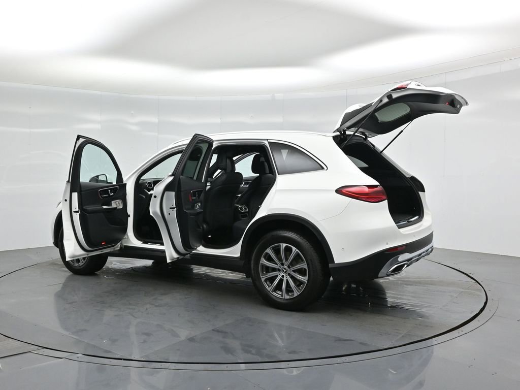 Used 2024 Mercedes-Benz GLC 300 image 33