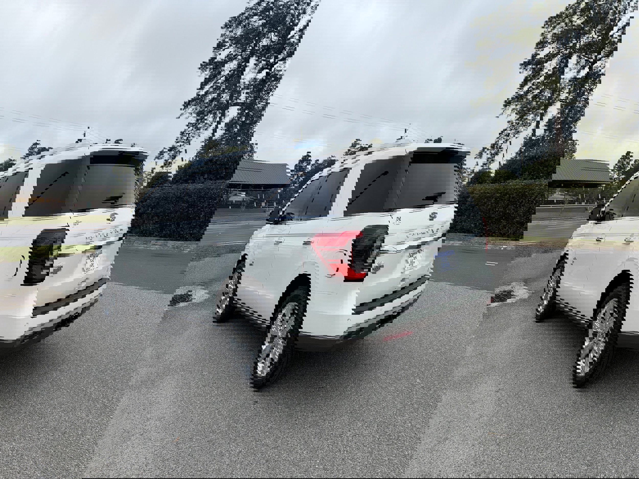 Used 2022 Ford Expedition King Ranch image 7