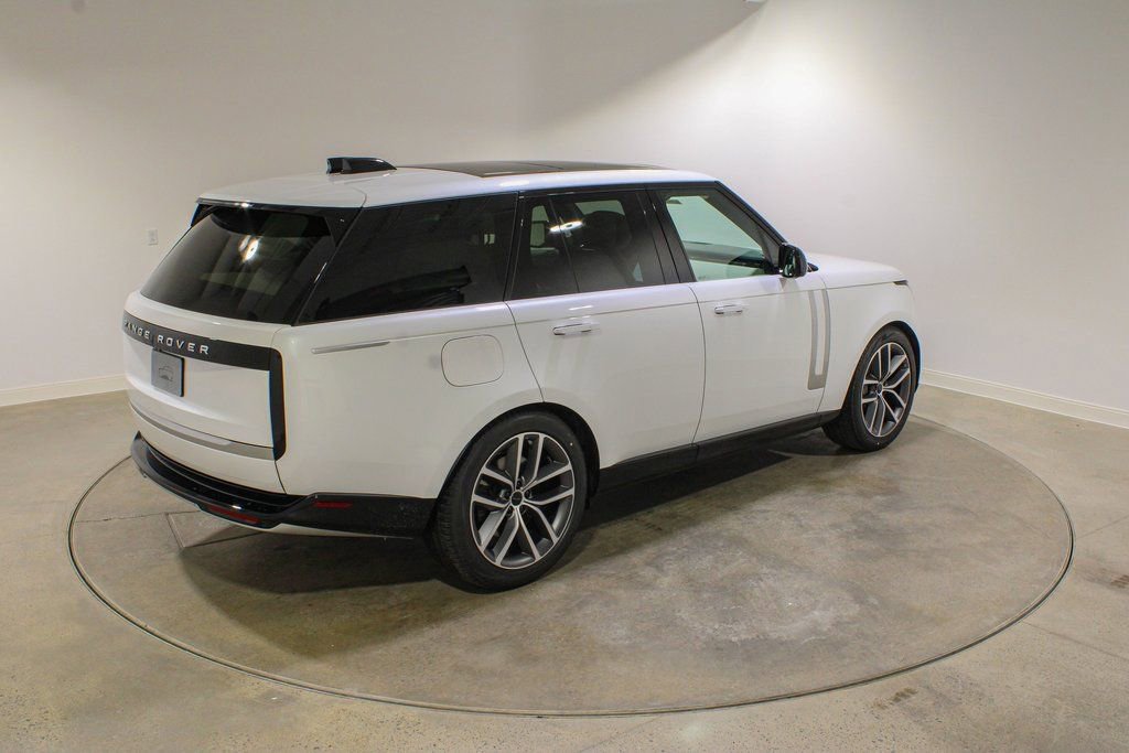 New 2026 Land Rover Range Rover Autobiography image 5