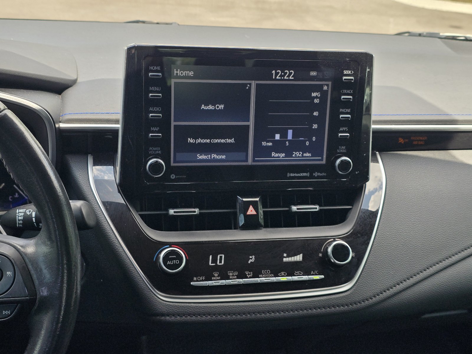 Used 2020 Toyota Corolla XSE FWD image 15
