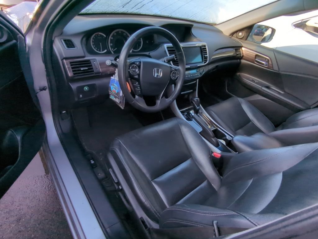 Used 2016 Honda Accord EX-L image 8