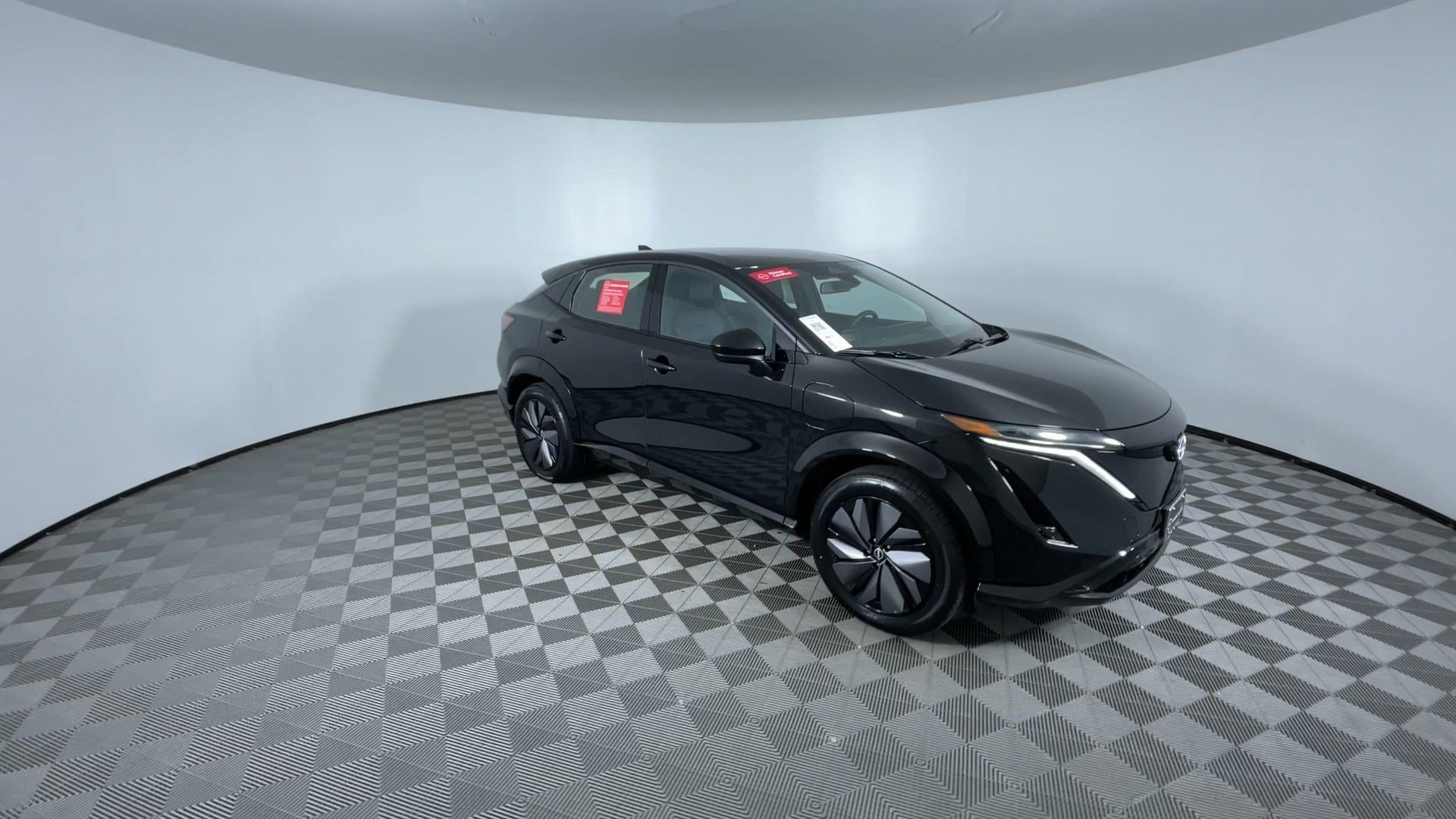 Certified 2024 Nissan Ariya AWD image 2
