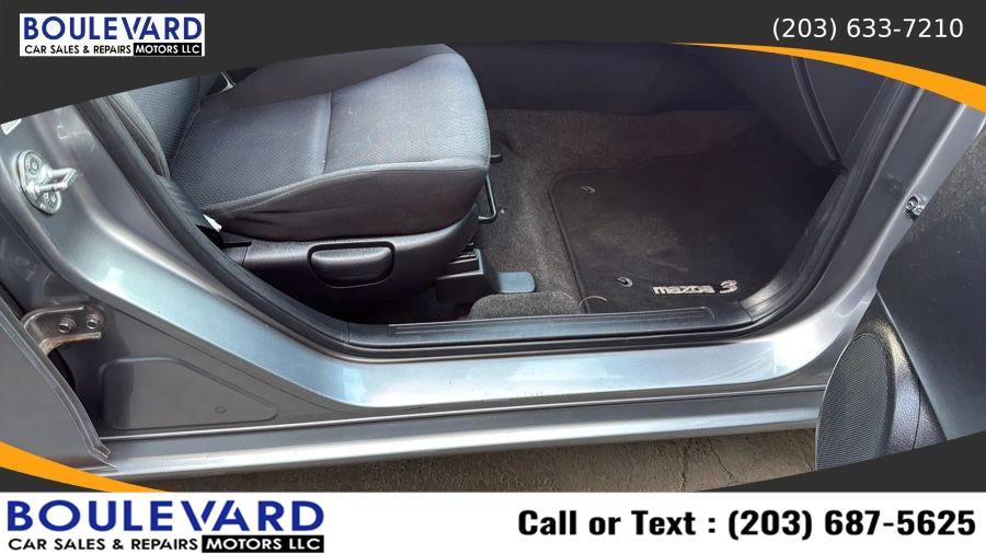 Used 2010 MAZDA MAZDA3 i Sport FWD image 30