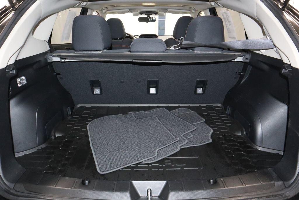 Used 2023 Subaru Crosstrek 2.0i Premium image 17