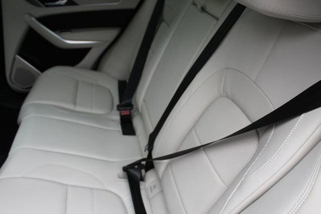 New 2026 Jaguar F-PACE R-Dynamic S image 4