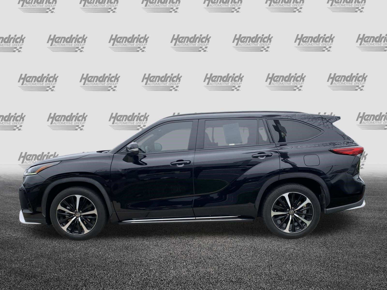 Used 2022 Toyota Highlander XSE image 7