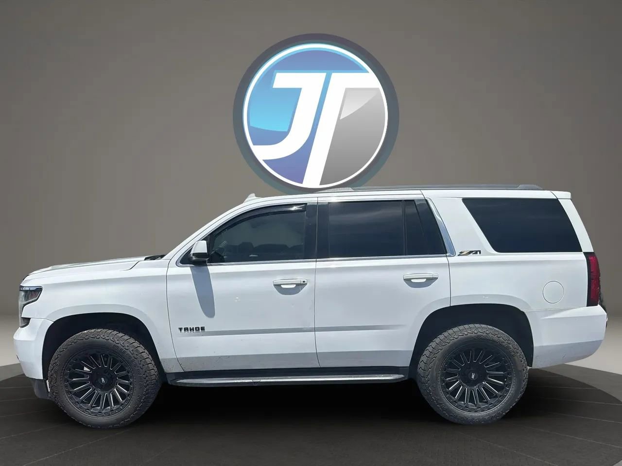 Used 2018 Chevrolet Tahoe LT AWD/4WD image 8