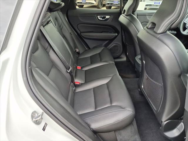 Certified 2024 Volvo XC60 B5 Core w/ Protection Package Premier AWD/4WD image 25