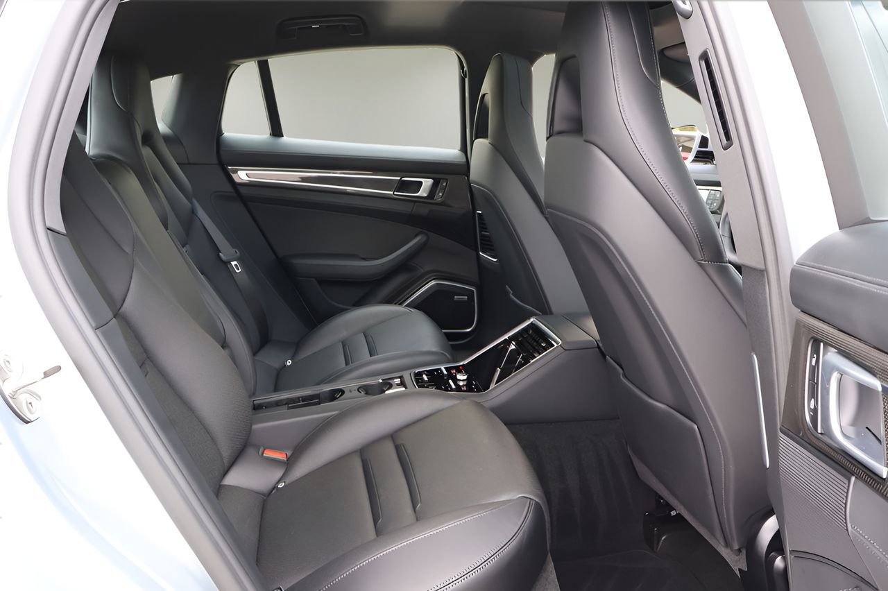 Used 2022 Porsche Panamera 4S image 10