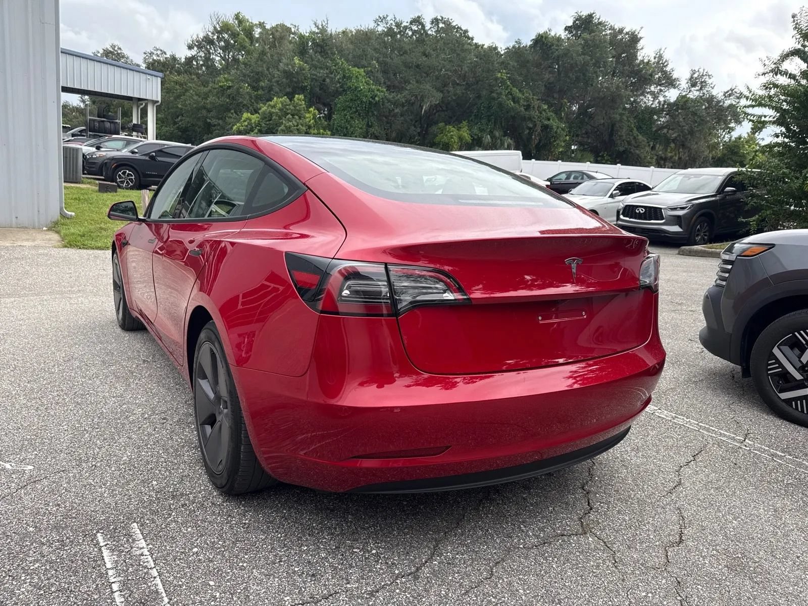 Used 2023 Tesla Model 3 Standard Range RWD image 9