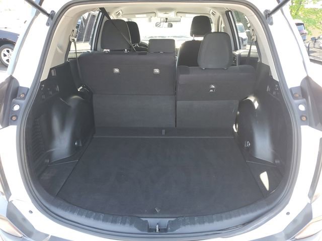 Used 2016 Toyota RAV4 LE AWD/4WD image 7