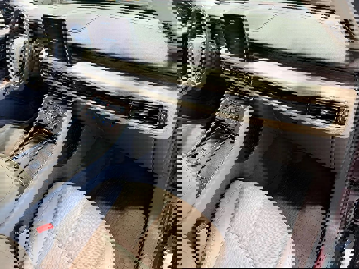 Used 2022 Lincoln Aviator Reserve w/ Equipment Group 201A image 28