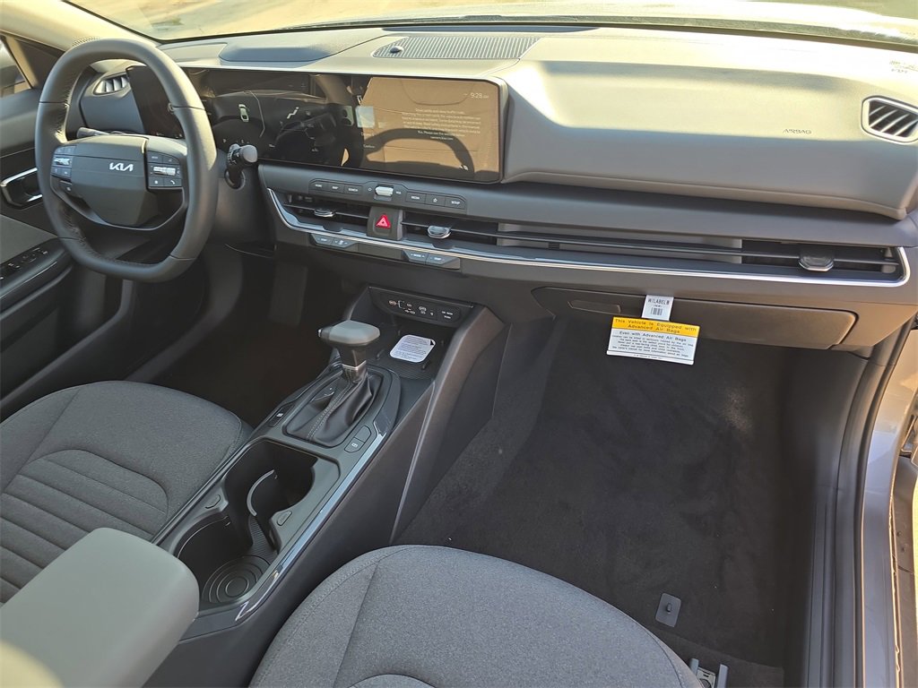 New 2025 Kia K4 EX image 13