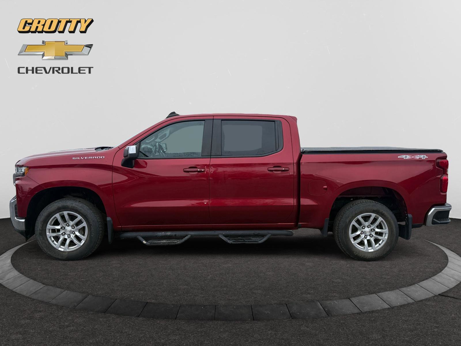 Used 2019 Chevrolet Silverado 1500 LT w/ All-Star Edition AWD/4WD image 2