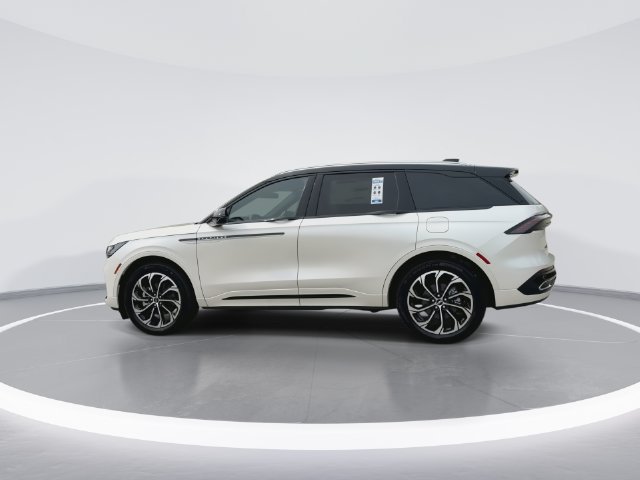 New 2026 Lincoln Nautilus Reserve AWD/4WD image 5