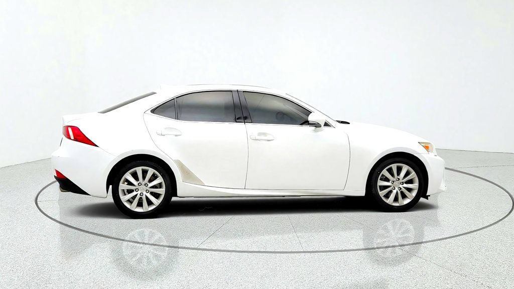Used 2016 Lexus IS 200t RWD image 4