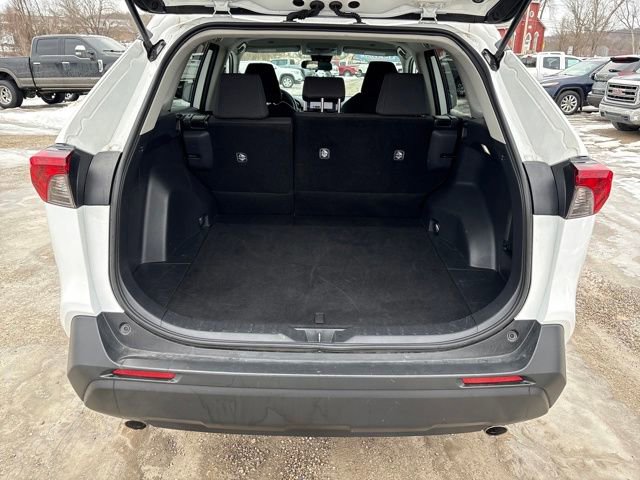 Used 2024 Toyota RAV4 LE image 23
