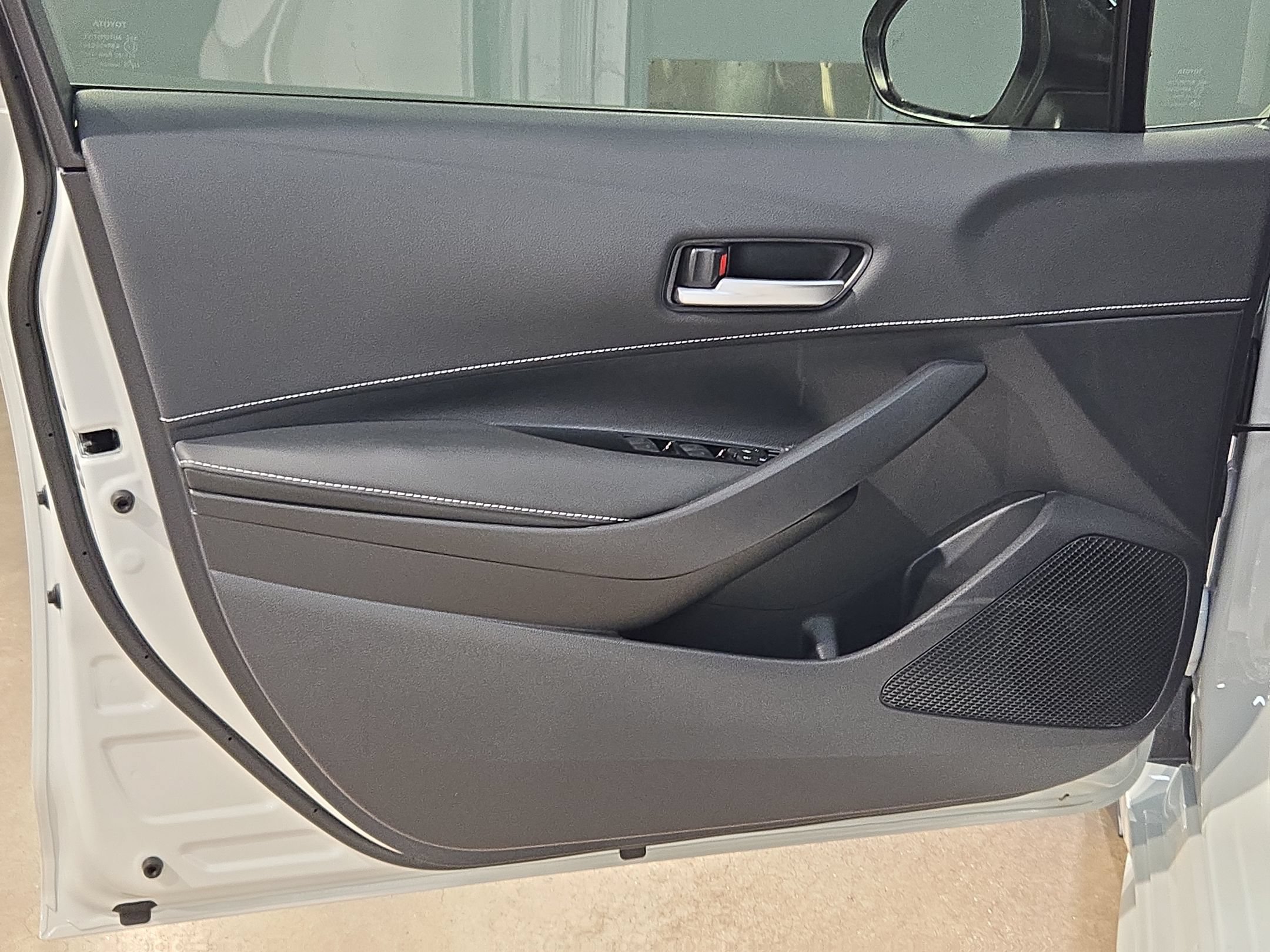 New 2027 Toyota Corolla SE FWD image 15