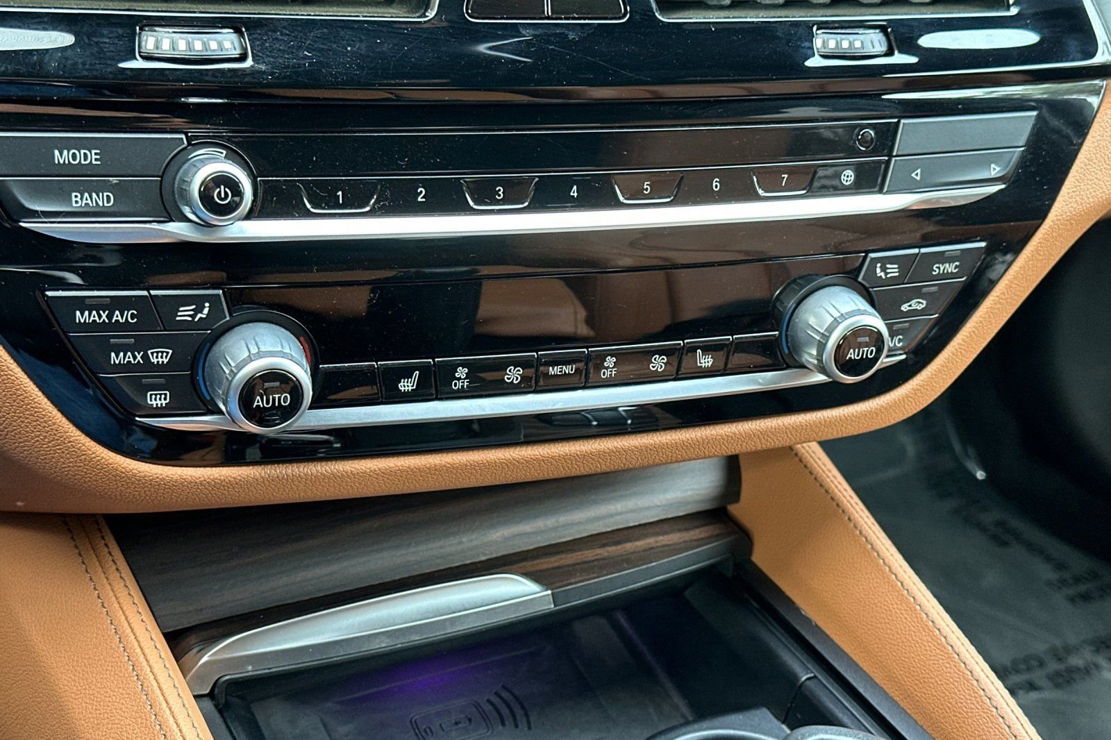 Used 2023 BMW 540i w/ M Sport Package image 21