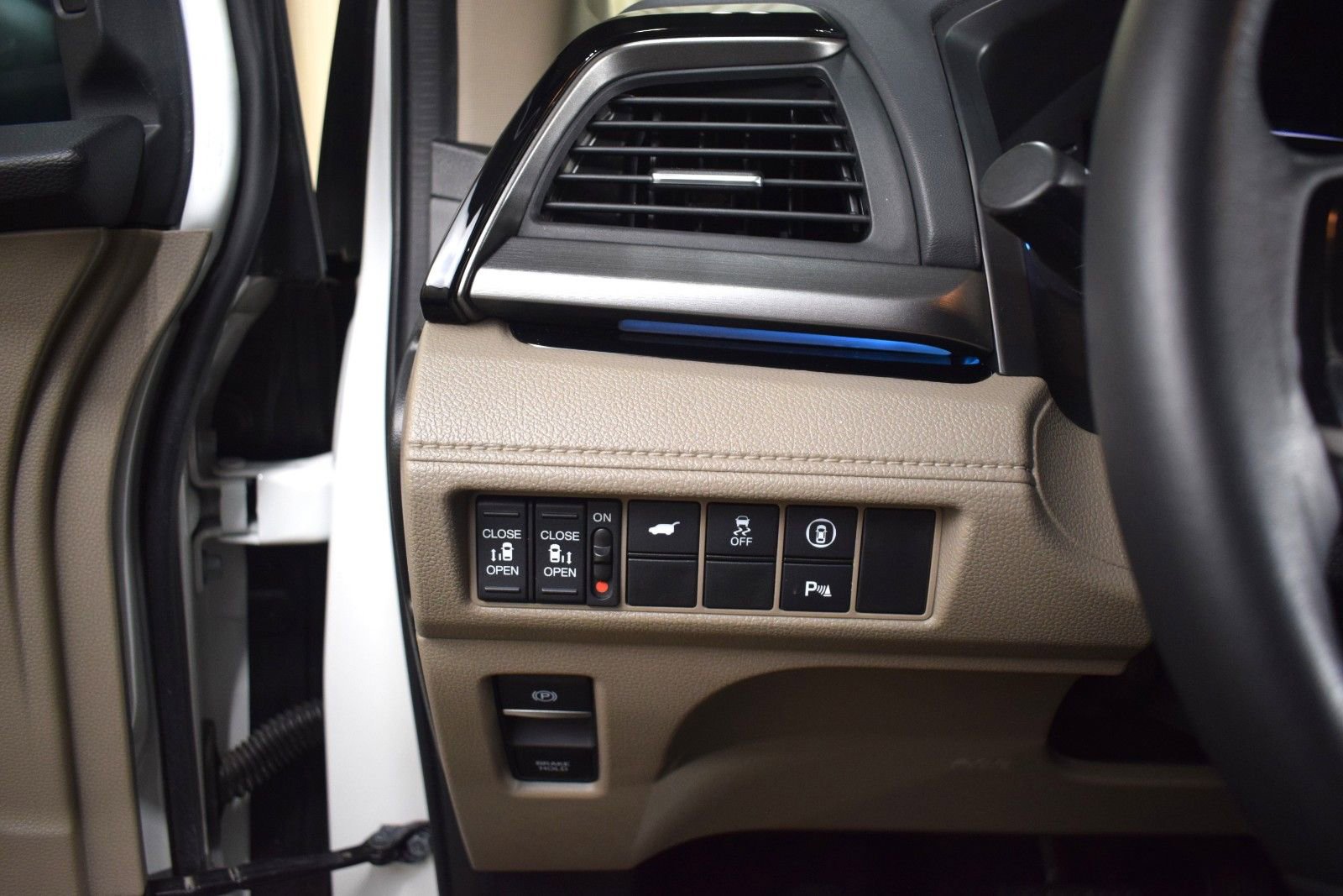 Used 2021 Honda Odyssey Touring image 32