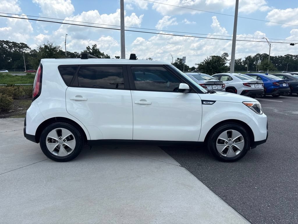 Used 2016 Kia Soul FWD image 4
