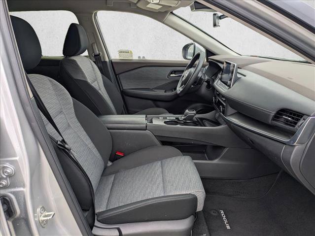 Used 2023 Nissan Rogue SV image 19