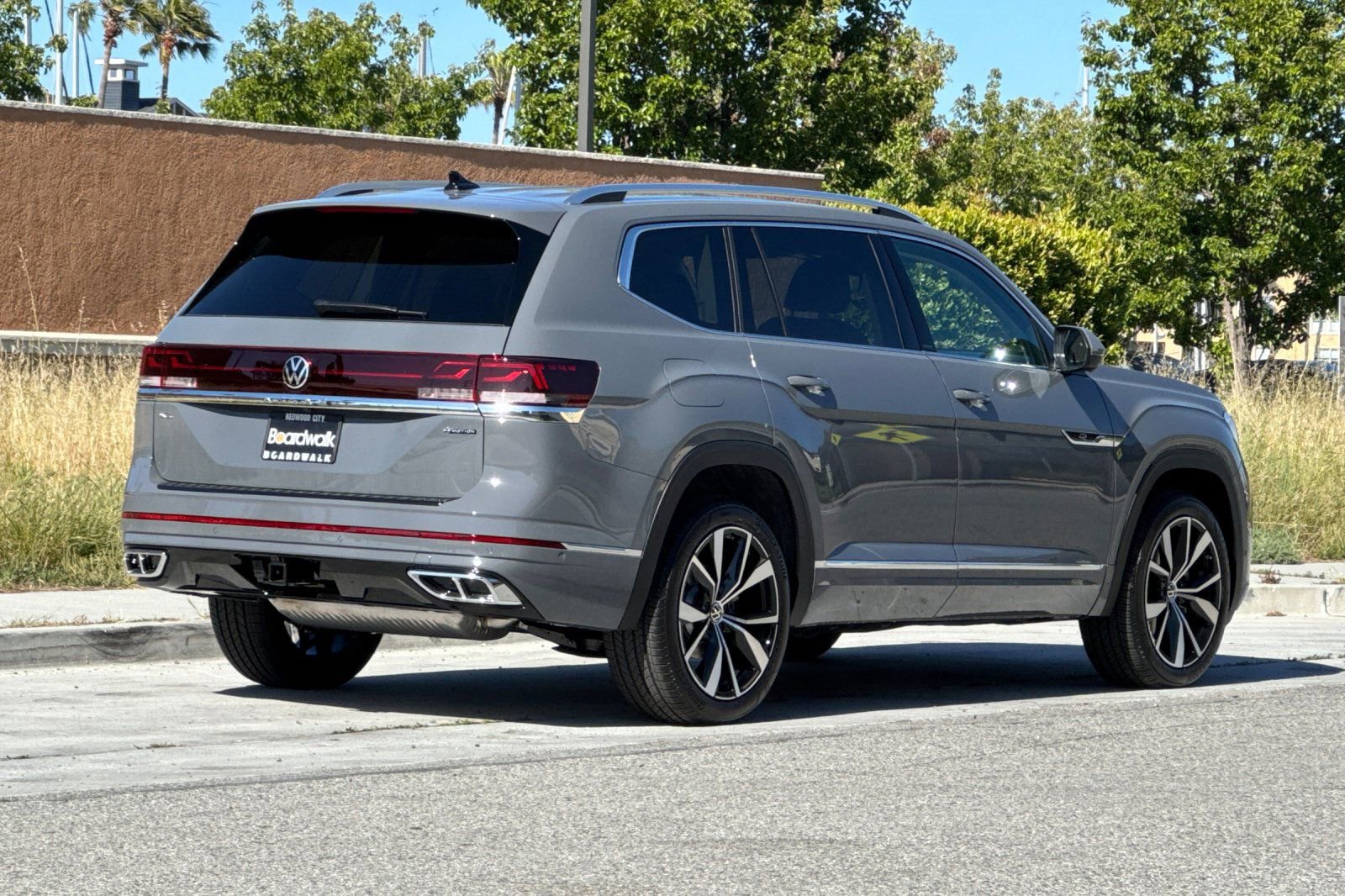 New 2026 Volkswagen Atlas SEL Premium R-Line AWD/4WD image 4