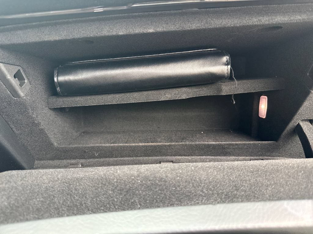 Used 2017 Lincoln MKZ Select FWD image 34