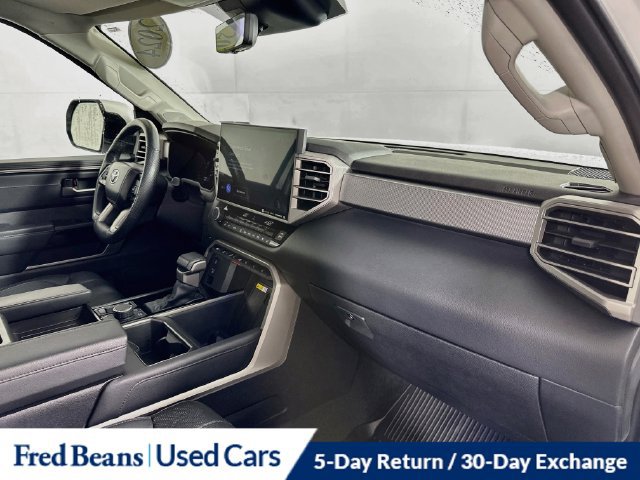 Used 2024 Toyota Tundra Limited AWD/4WD image 38