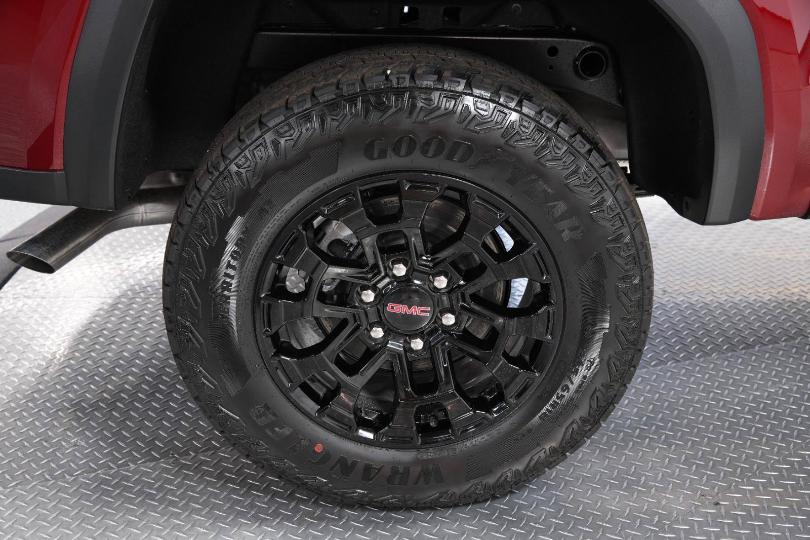 New 2026 GMC Canyon Elevation RWD image 19
