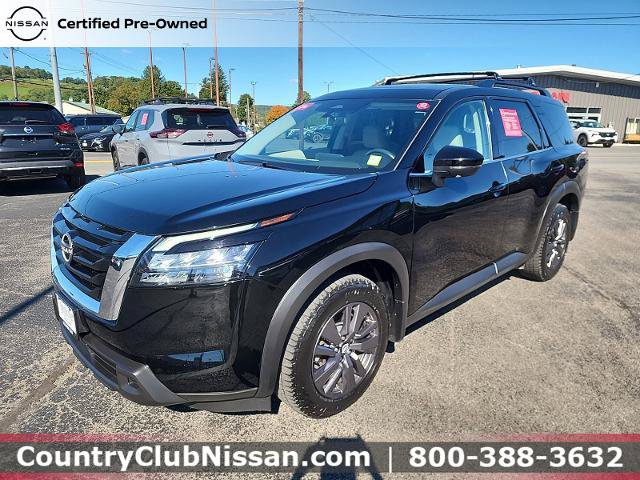 Certified 2023 Nissan Pathfinder SV w/ SV Premium Package AWD/4WD image 4