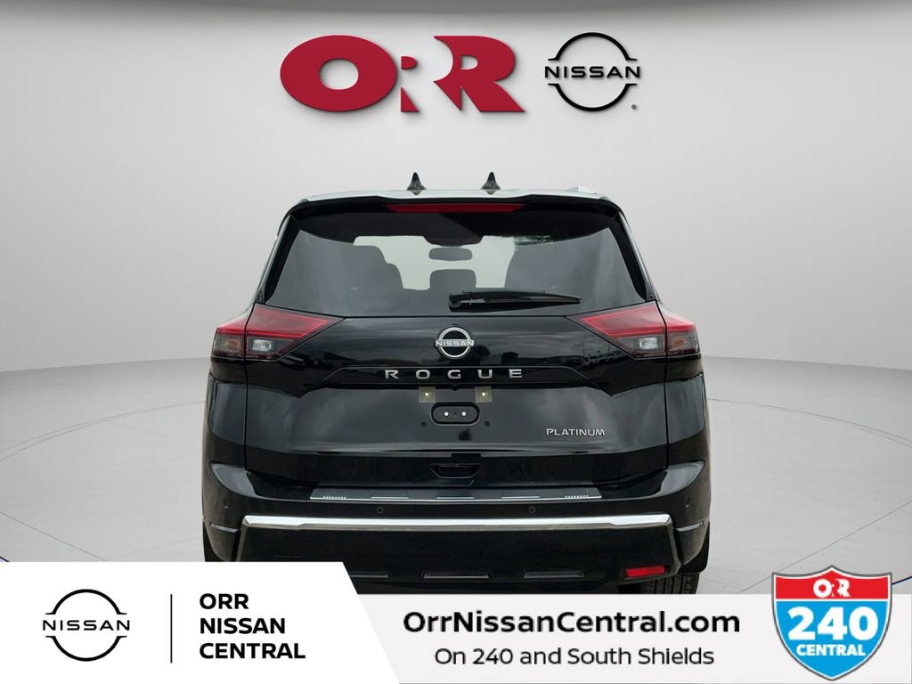 Used 2025 Nissan Rogue Platinum w/ Tech Package image 6