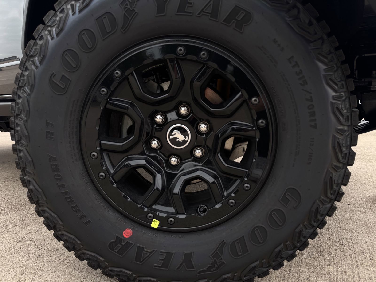 New 2026 Ford Bronco Badlands image 8