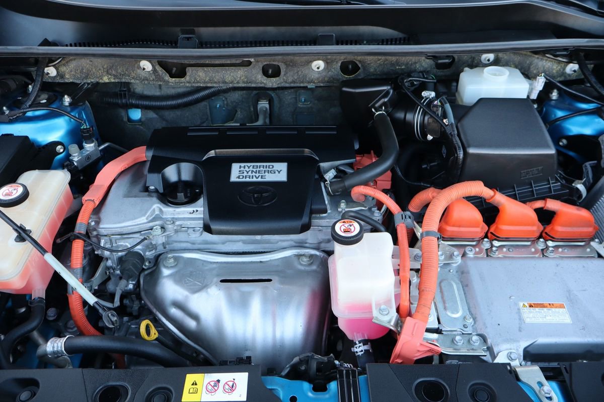 Used 2017 Toyota RAV4 XLE image 40