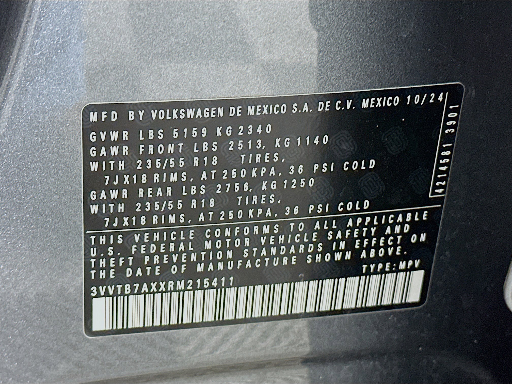 Used 2024 Volkswagen Tiguan Wolfsburg Edition image 12