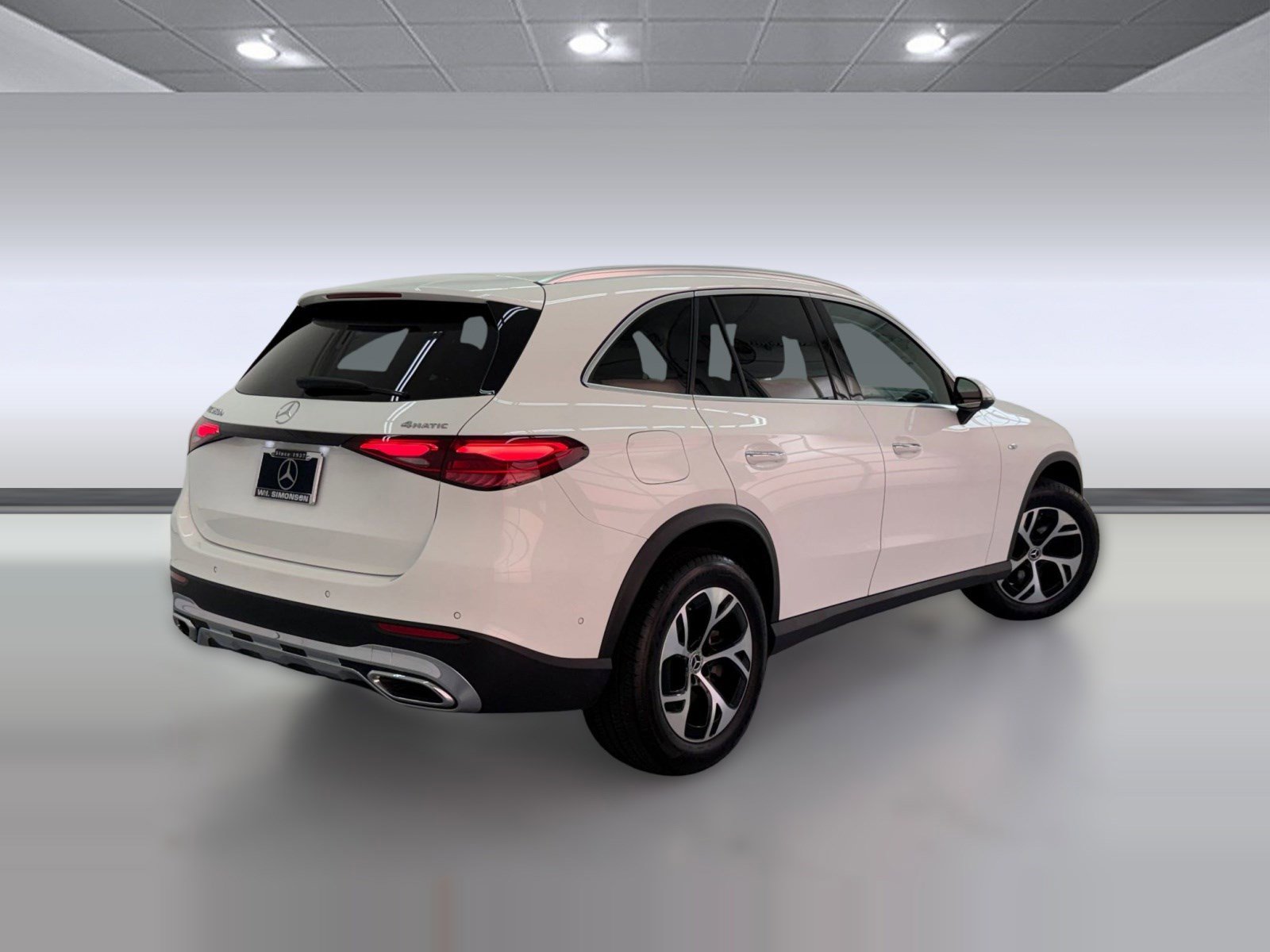 Used 2025 Mercedes-Benz GLC 350e 4MATIC image 8