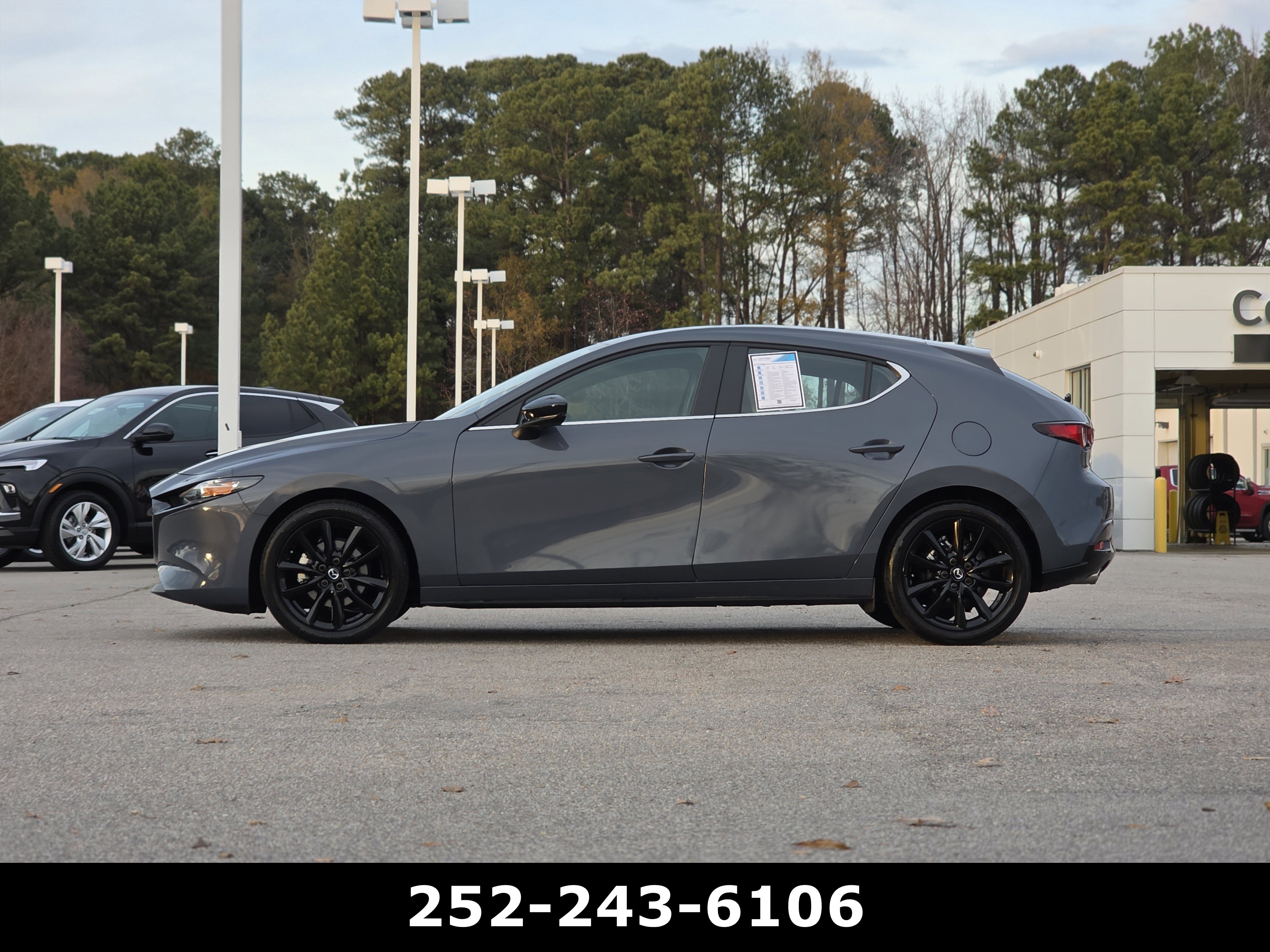 Used 2025 MAZDA MAZDA3 Carbon AWD/4WD image 45
