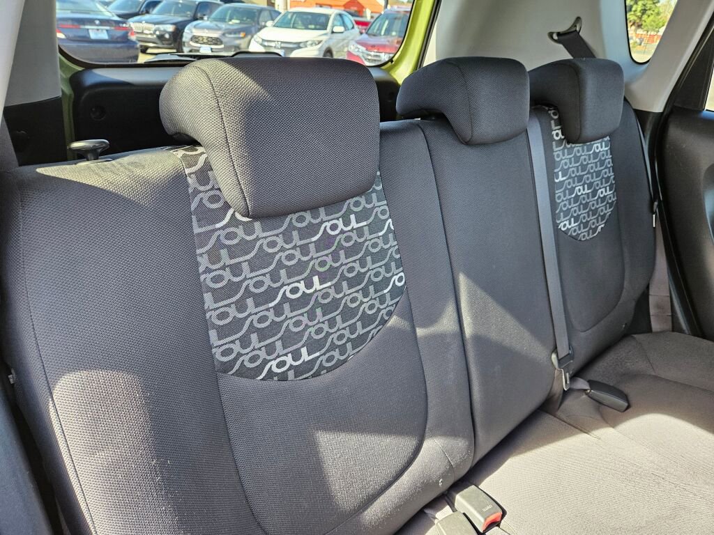 Used 2013 Honda Fit image 39